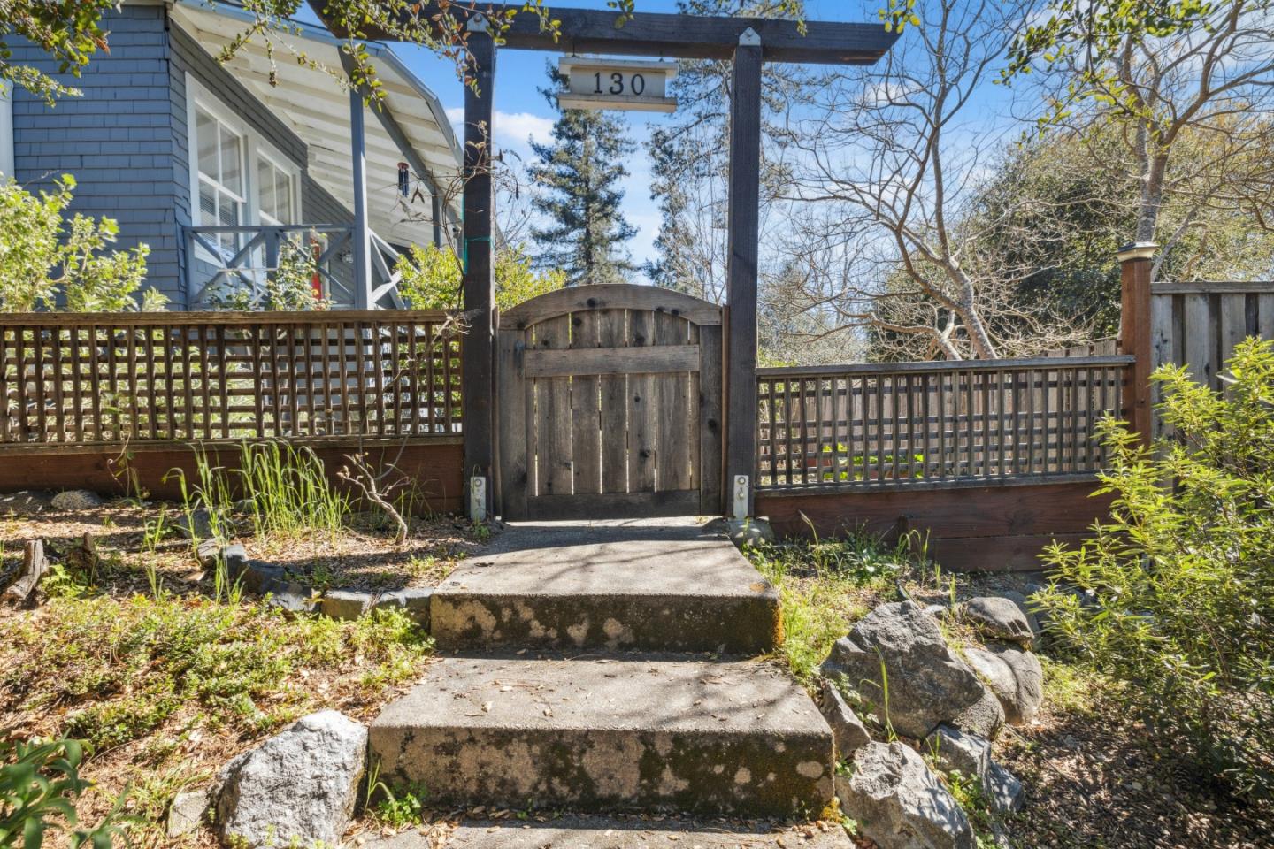 Detail Gallery Image 27 of 54 For 130 Pine St, Ben Lomond,  CA 95005 - 4 Beds | 3 Baths