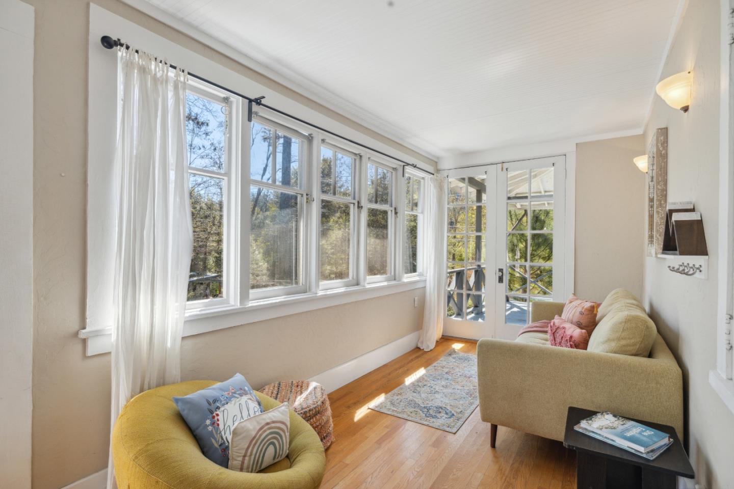 Detail Gallery Image 4 of 54 For 130 Pine St, Ben Lomond,  CA 95005 - 4 Beds | 3 Baths