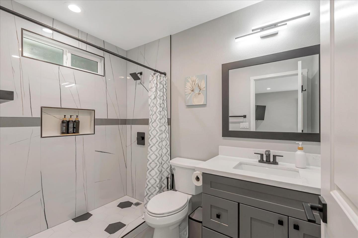 Detail Gallery Image 15 of 26 For 3380 Cecil Ave, Santa Clara,  CA 95050 - 4 Beds | 3 Baths