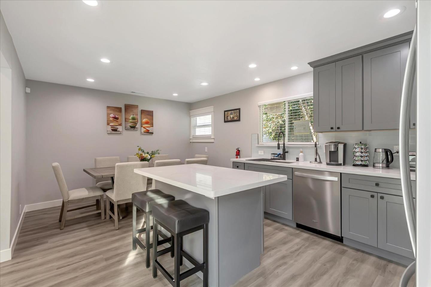 Detail Gallery Image 9 of 26 For 3380 Cecil Ave, Santa Clara,  CA 95050 - 4 Beds | 3 Baths