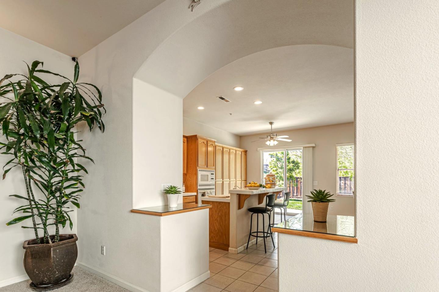 Detail Gallery Image 10 of 29 For 9 Ahwahnee St, San Juan Bautista,  CA 95045 - 4 Beds | 3 Baths