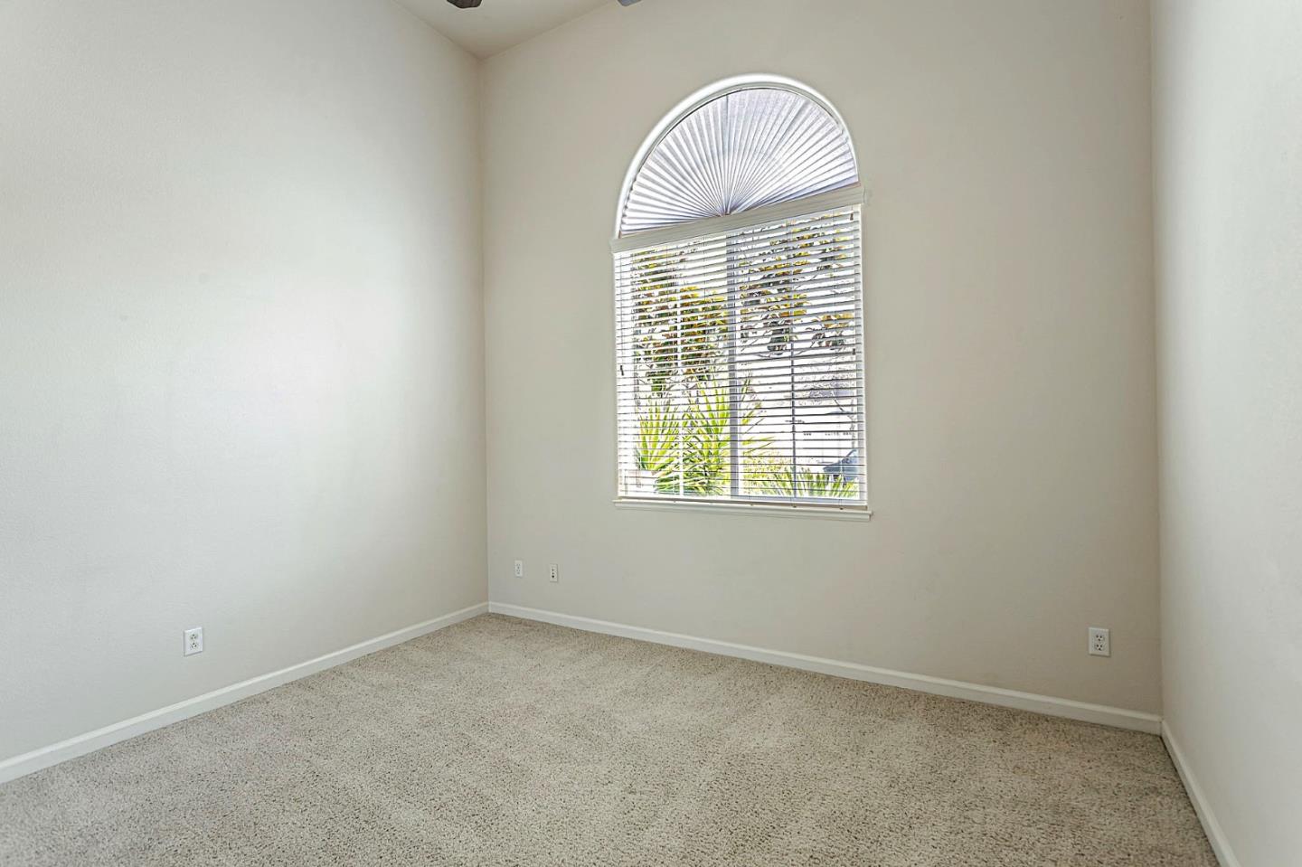 Detail Gallery Image 17 of 29 For 9 Ahwahnee St, San Juan Bautista,  CA 95045 - 4 Beds | 3 Baths