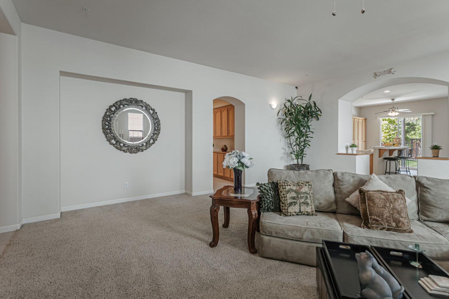 Detail Gallery Image 9 of 29 For 9 Ahwahnee St, San Juan Bautista,  CA 95045 - 4 Beds | 3 Baths