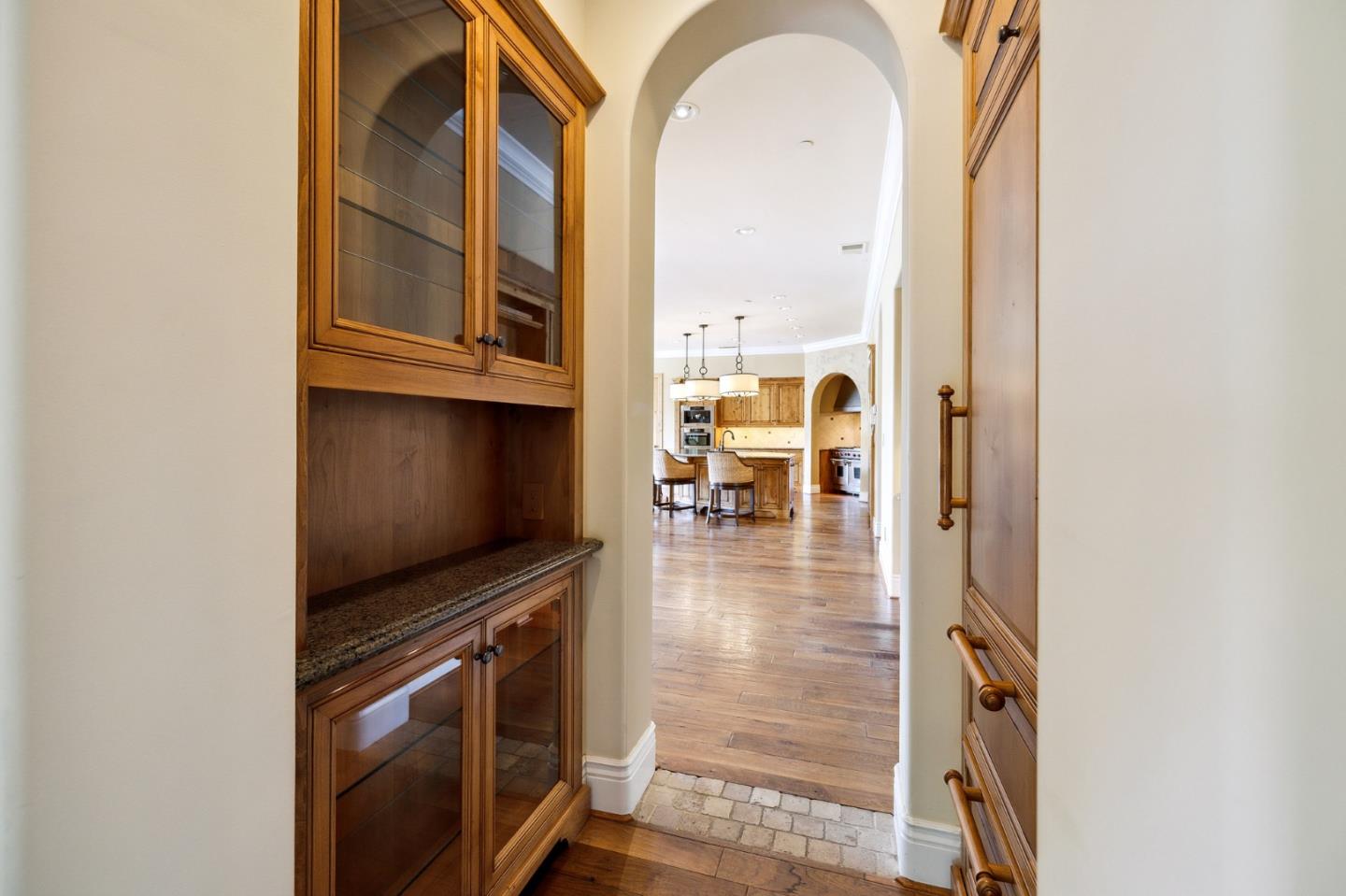 Detail Gallery Image 23 of 87 For 1305 Lions Peak Ln, San Martin,  CA 95046 - 4 Beds | 4/1 Baths