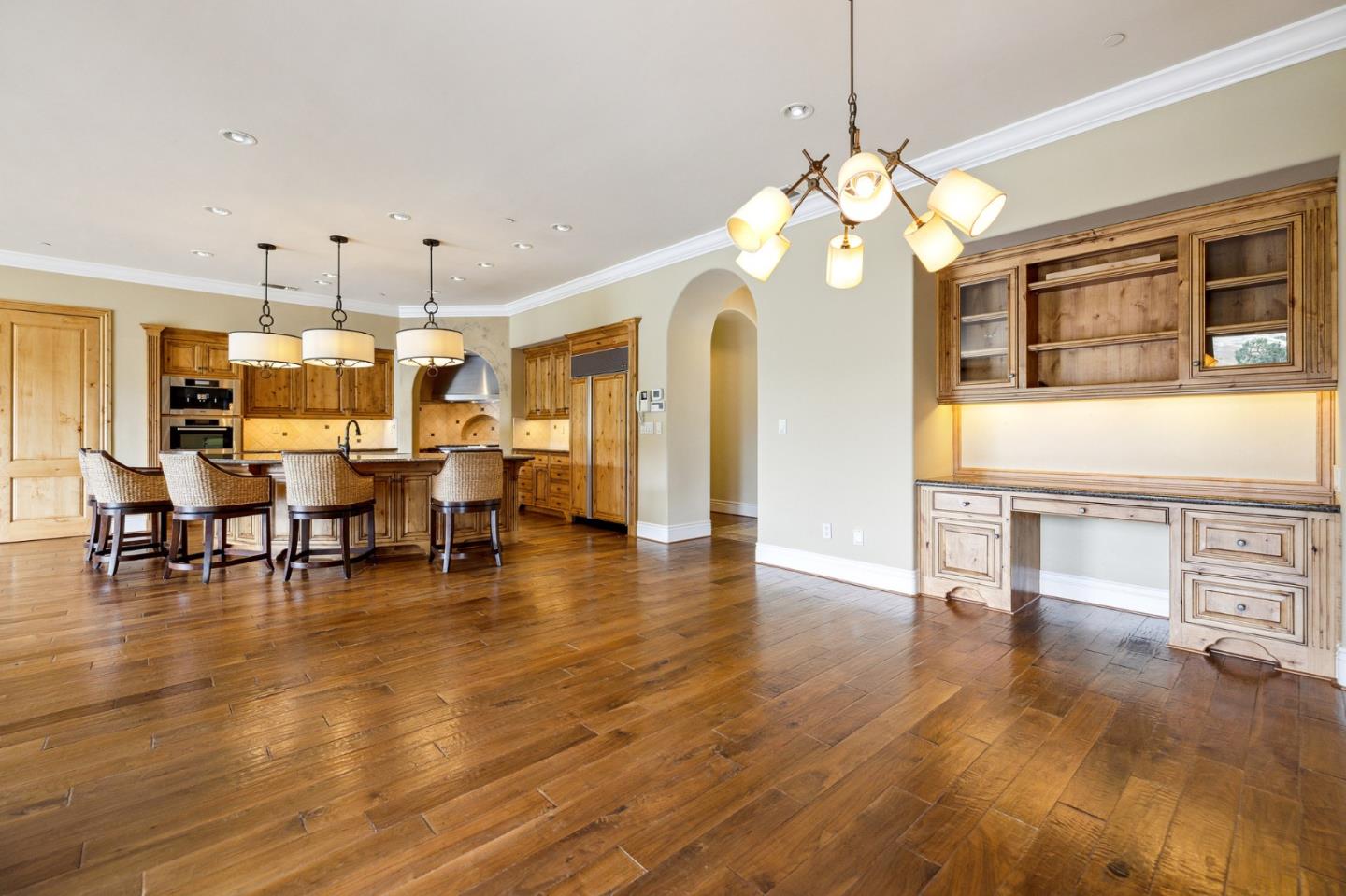 Detail Gallery Image 25 of 87 For 1305 Lions Peak Ln, San Martin,  CA 95046 - 4 Beds | 4/1 Baths