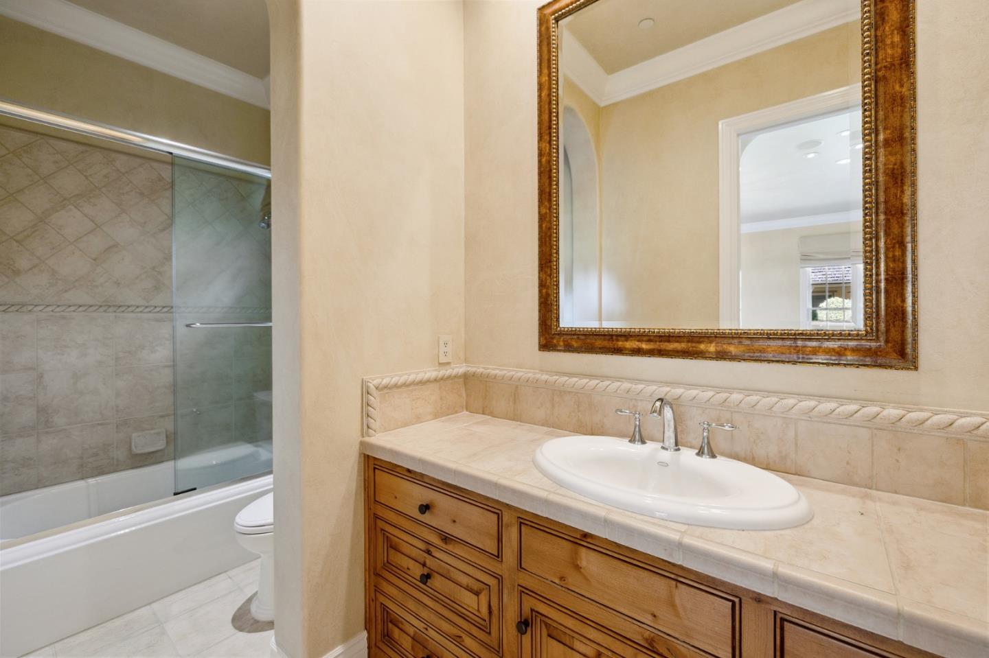 Detail Gallery Image 71 of 87 For 1305 Lions Peak Ln, San Martin,  CA 95046 - 4 Beds | 4/1 Baths