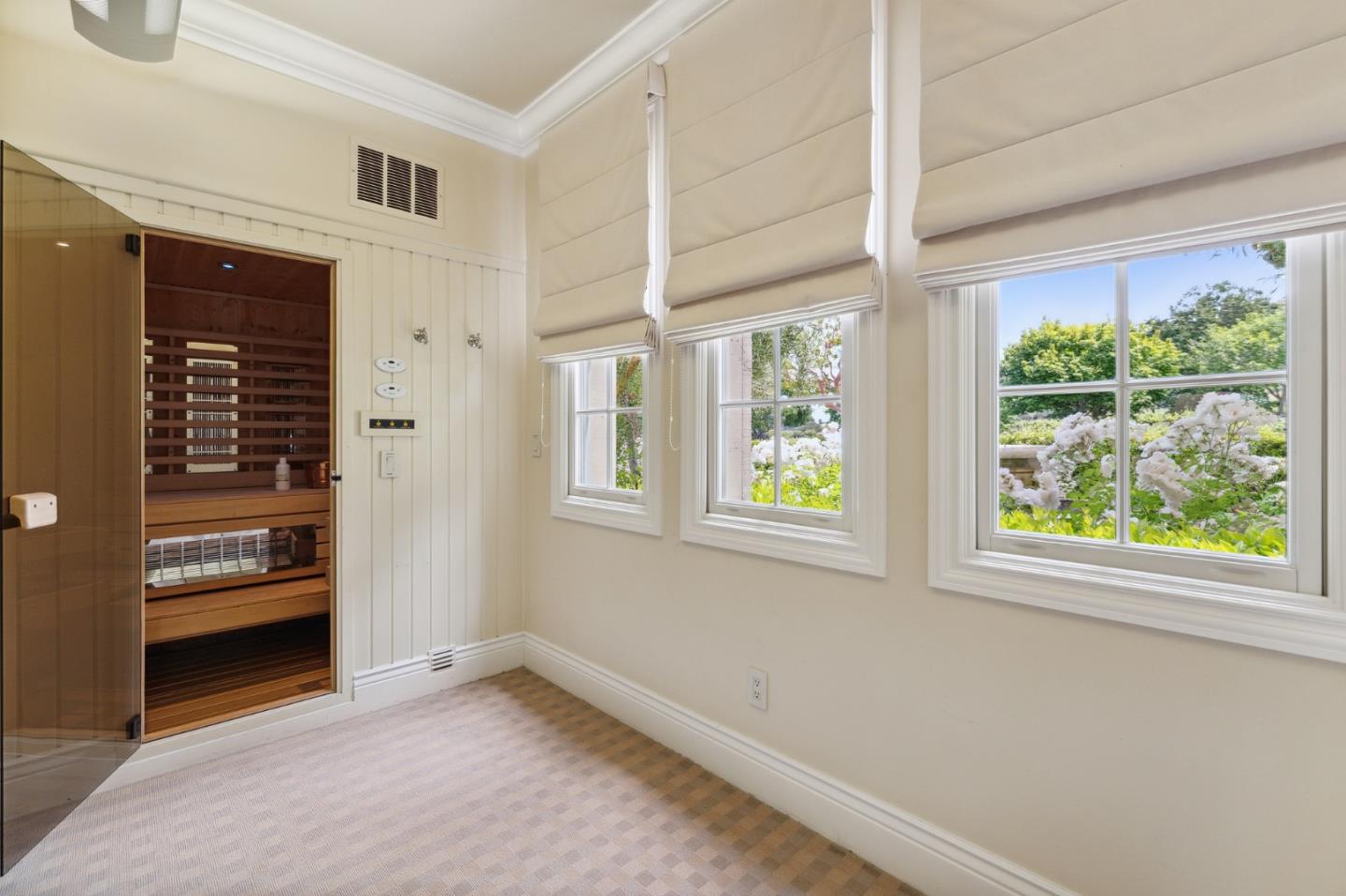 Detail Gallery Image 76 of 87 For 1305 Lions Peak Ln, San Martin,  CA 95046 - 4 Beds | 4/1 Baths