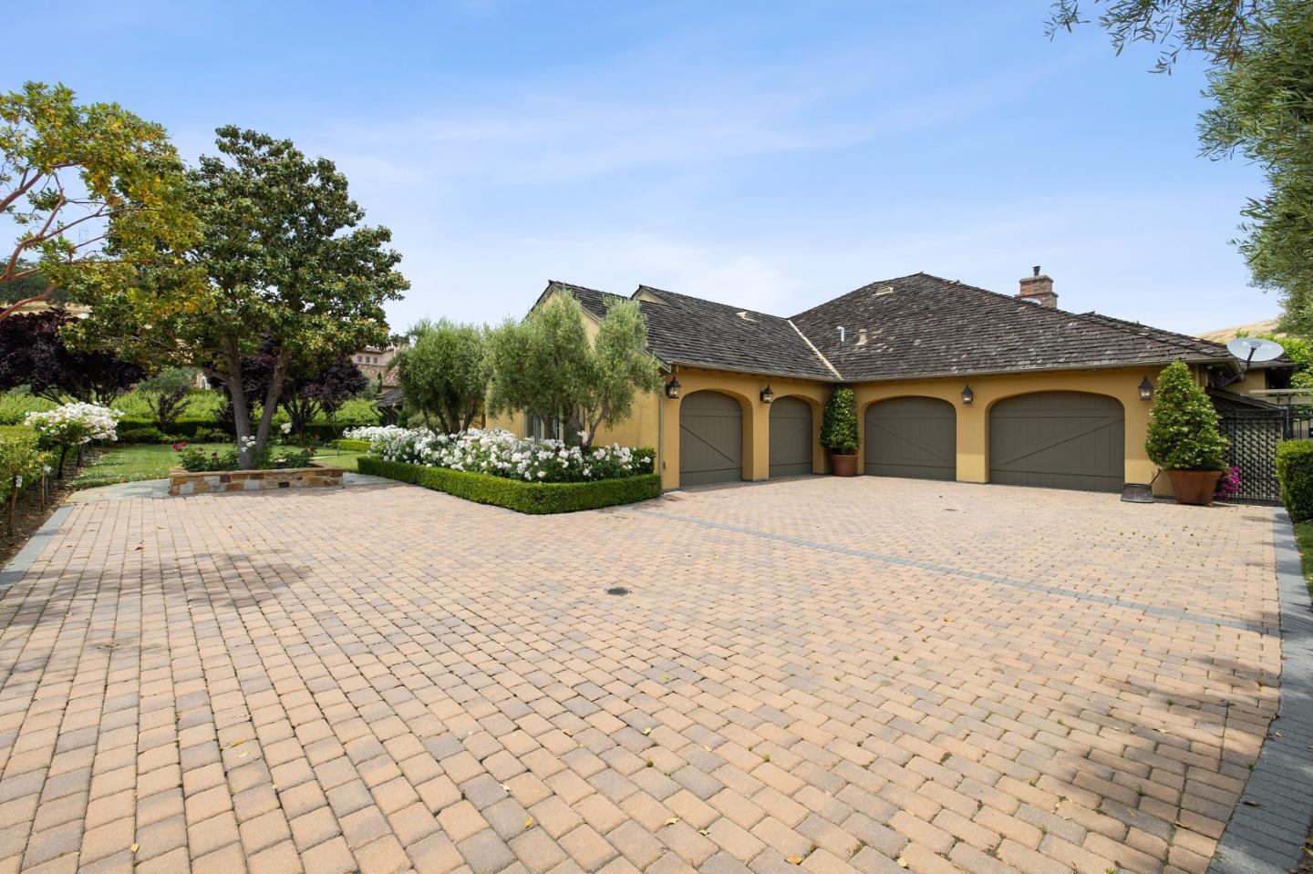 Detail Gallery Image 78 of 87 For 1305 Lions Peak Ln, San Martin,  CA 95046 - 4 Beds | 4/1 Baths