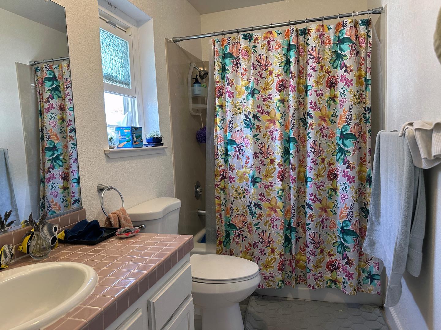 Detail Gallery Image 15 of 15 For 1608 Wren Pl, Santa Cruz,  CA 95062 - 2 Beds | 2/1 Baths