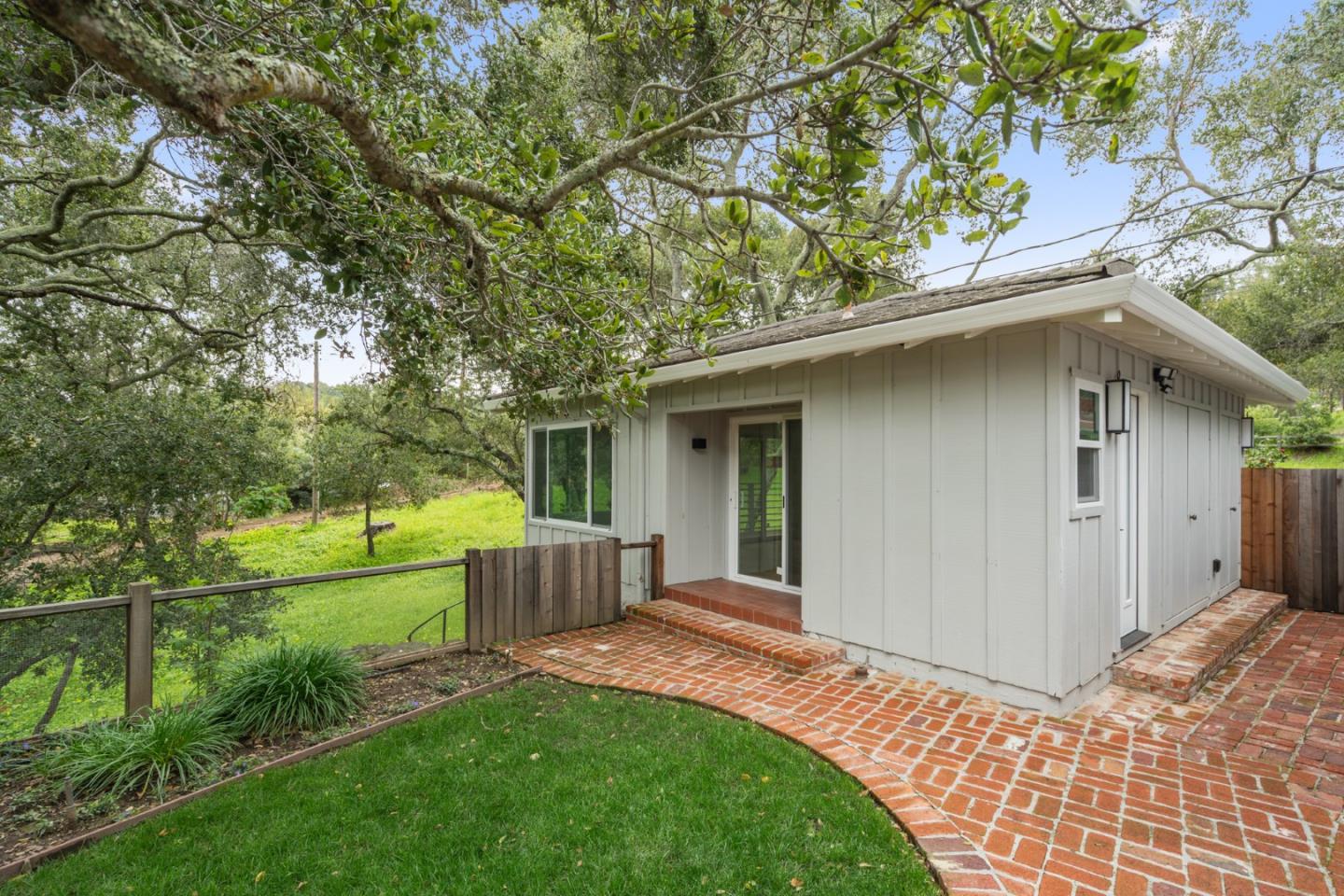 Detail Gallery Image 18 of 21 For 90 Bear Gulch Dr, Portola Valley,  CA 94028 - 3 Beds | 2 Baths