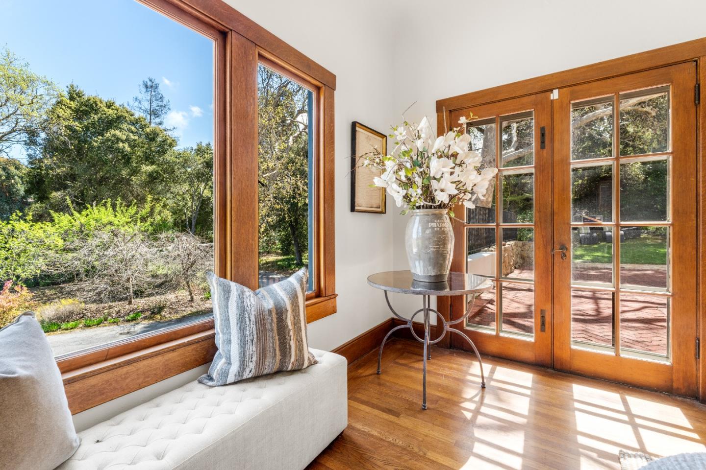 Detail Gallery Image 10 of 72 For 710 Frenchmans Rd, Stanford,  CA 94305 - 6 Beds | 3 Baths