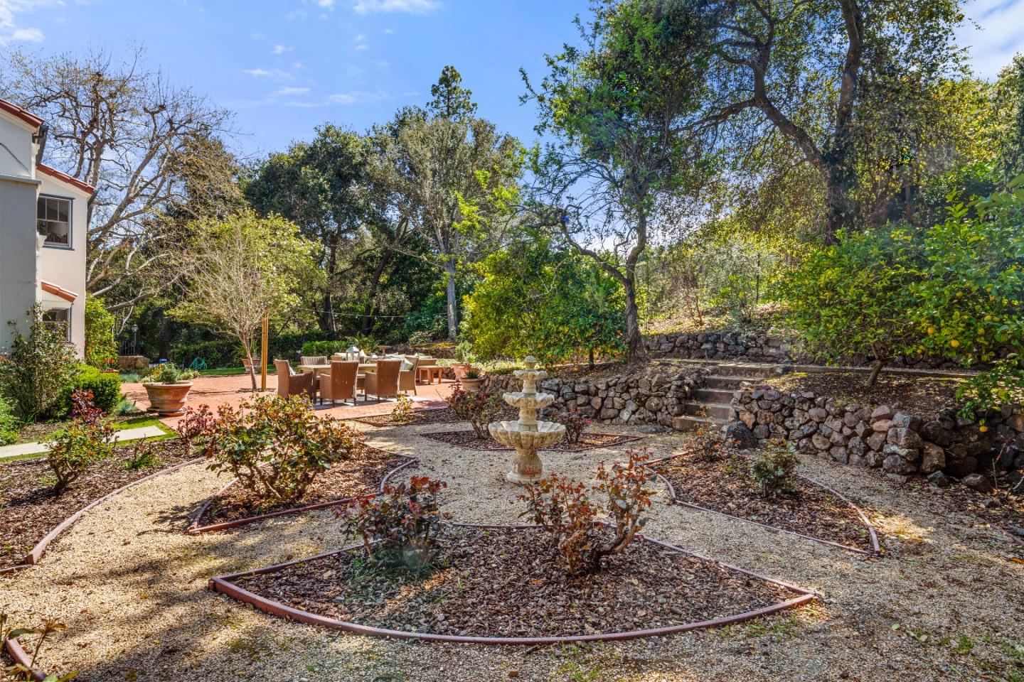 Detail Gallery Image 27 of 72 For 710 Frenchmans Rd, Stanford,  CA 94305 - 6 Beds | 3 Baths