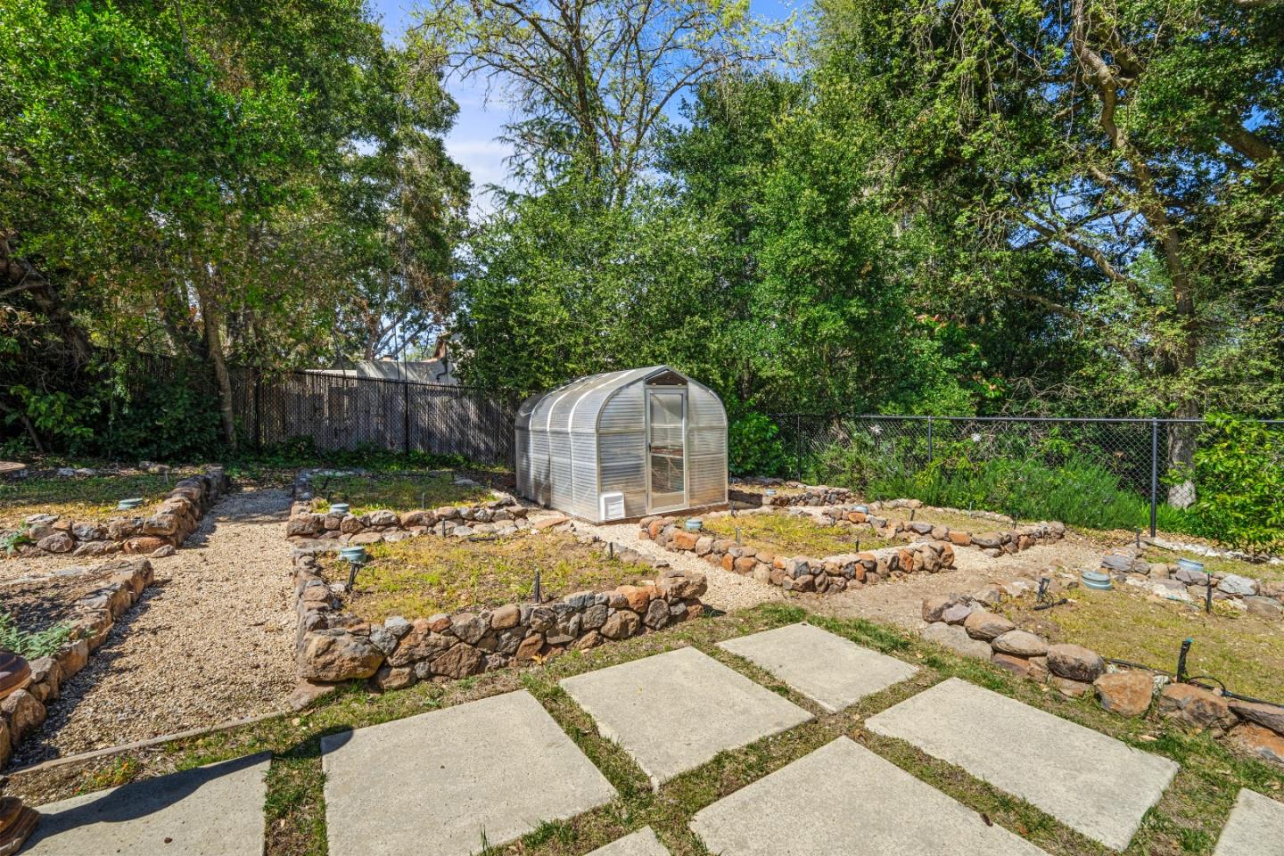 Detail Gallery Image 56 of 72 For 710 Frenchmans Rd, Stanford,  CA 94305 - 6 Beds | 3 Baths