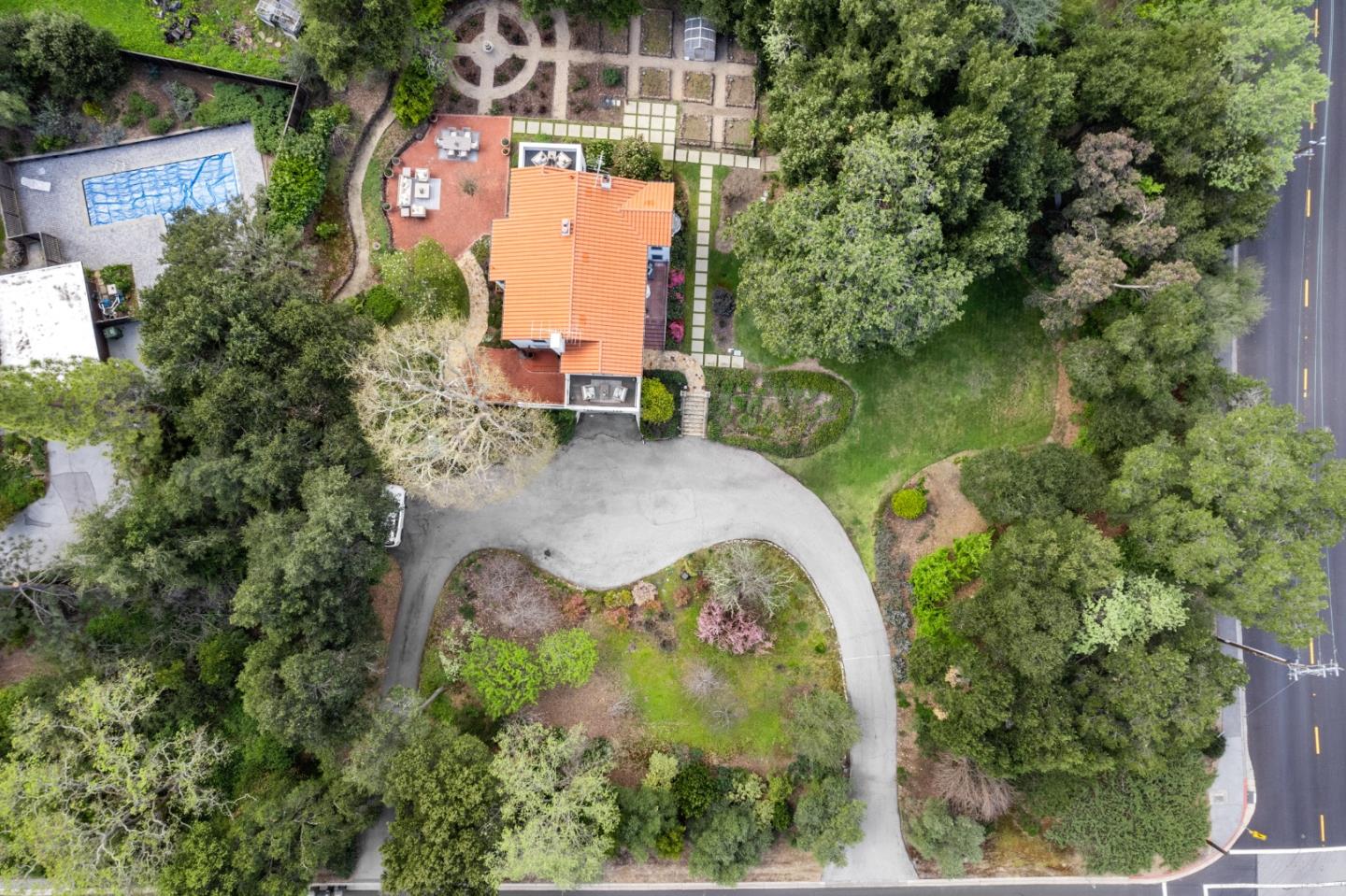 Detail Gallery Image 70 of 72 For 710 Frenchmans Rd, Stanford,  CA 94305 - 6 Beds | 3 Baths