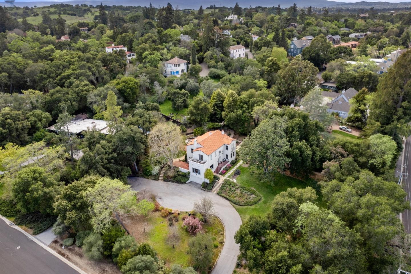 Detail Gallery Image 71 of 72 For 710 Frenchmans Rd, Stanford,  CA 94305 - 6 Beds | 3 Baths
