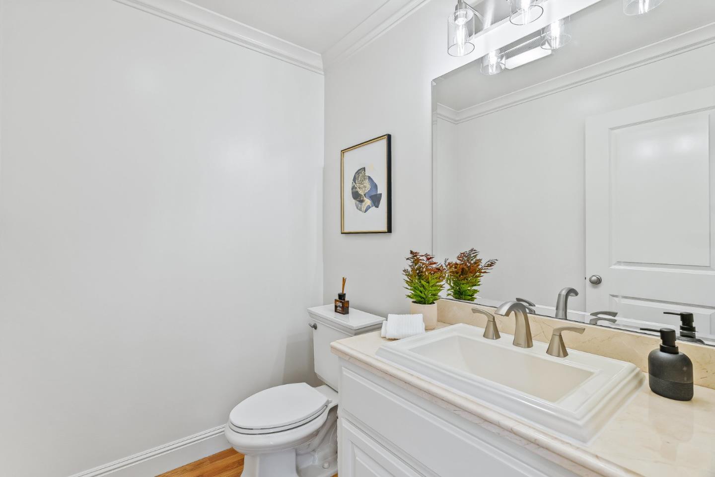 Detail Gallery Image 15 of 54 For 822 San Carlos Ave, El Granada,  CA 94018 - 3 Beds | 3/1 Baths