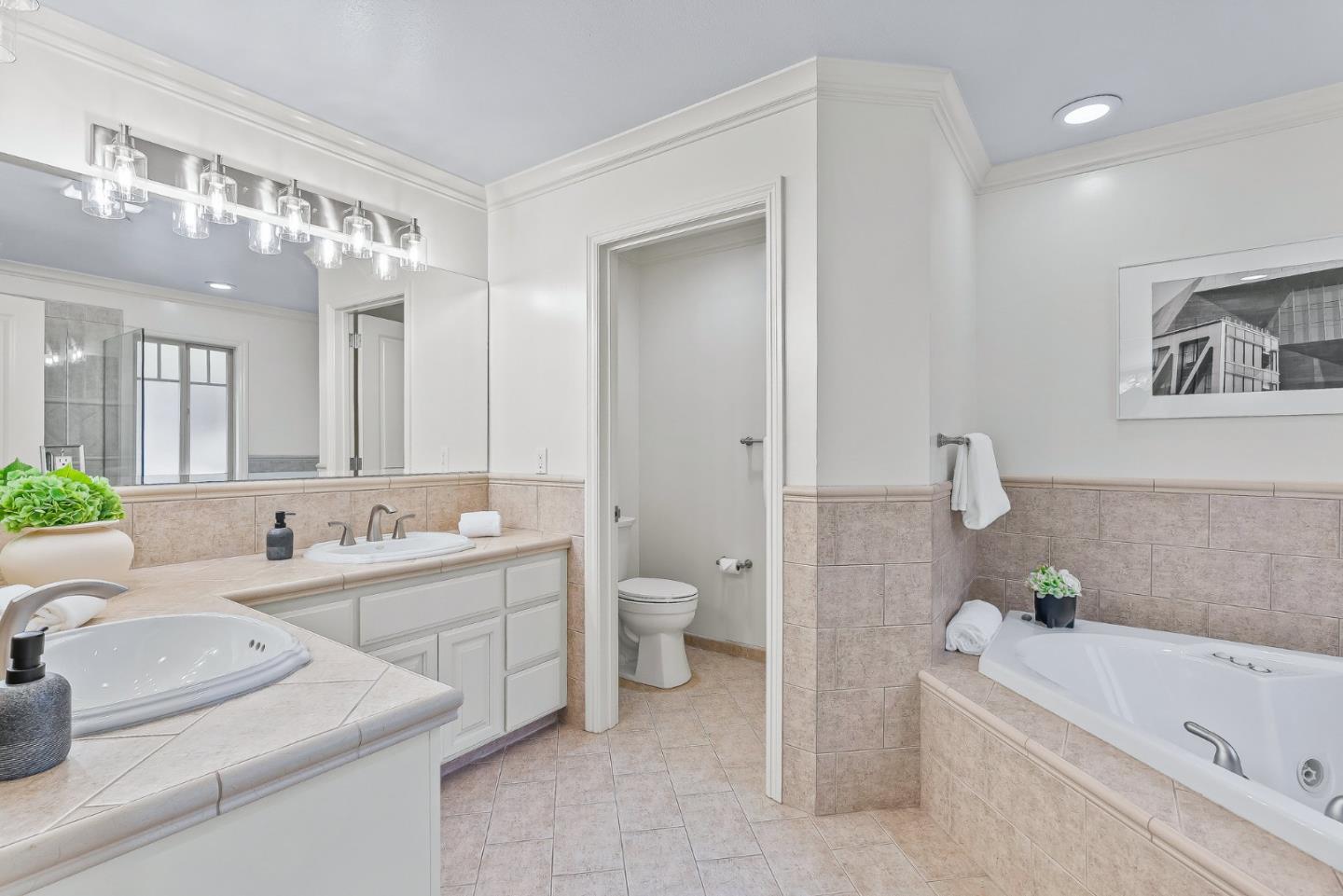 Detail Gallery Image 36 of 54 For 822 San Carlos Ave, El Granada,  CA 94018 - 3 Beds | 3/1 Baths