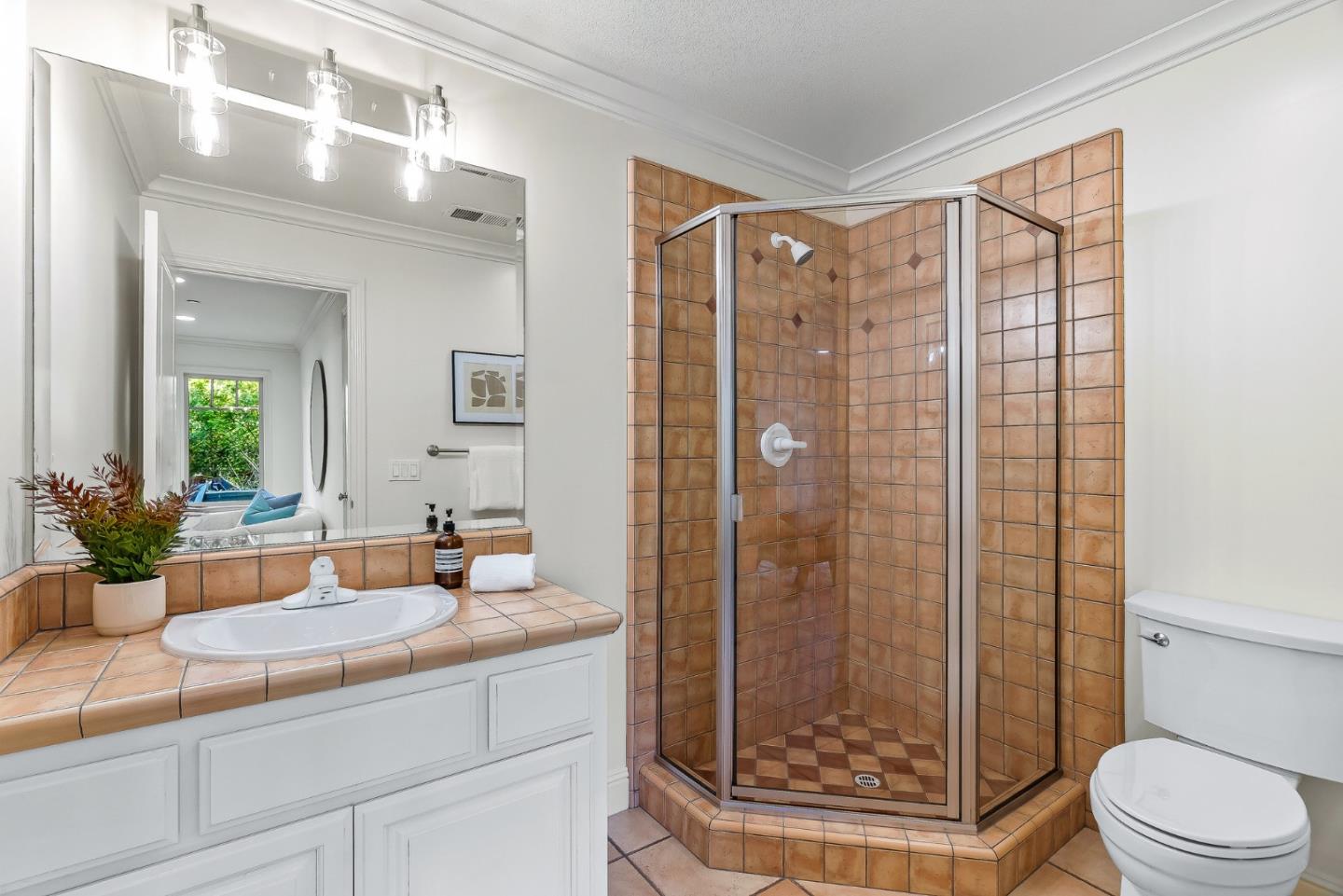 Detail Gallery Image 51 of 54 For 822 San Carlos Ave, El Granada,  CA 94018 - 3 Beds | 3/1 Baths
