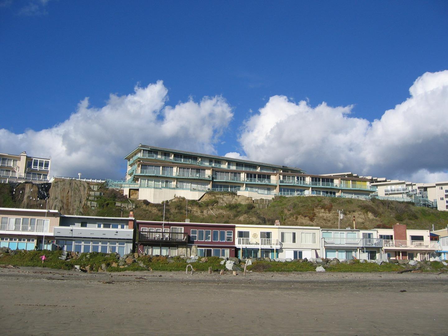 Detail Gallery Image 16 of 18 For 230 Rio Del Mar Blvd #K,  Aptos,  CA 95003 - 2 Beds | 2 Baths