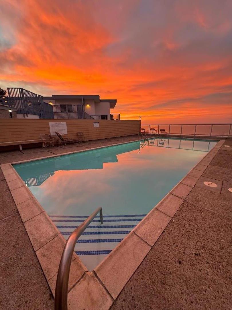 Detail Gallery Image 4 of 11 For 230 Rio Del Mar Blvd #K,  Aptos,  CA 95003 - 2 Beds | 2 Baths