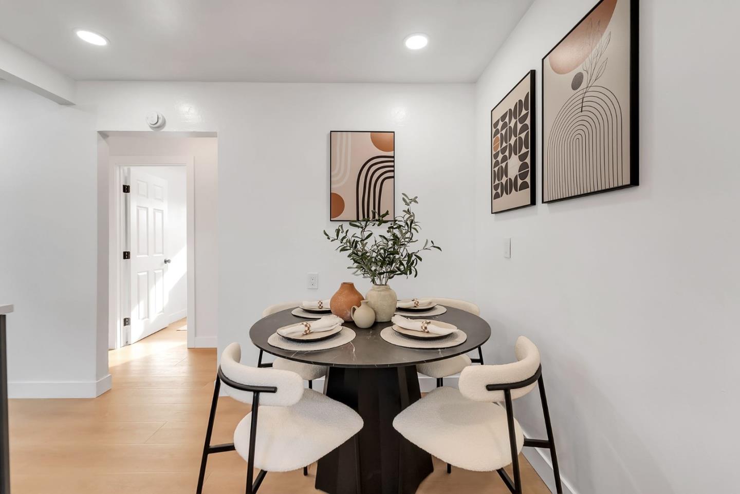 Detail Gallery Image 11 of 31 For 2542 Painted Rock Dr, Santa Clara,  CA 95051 - 3 Beds | 1 Baths