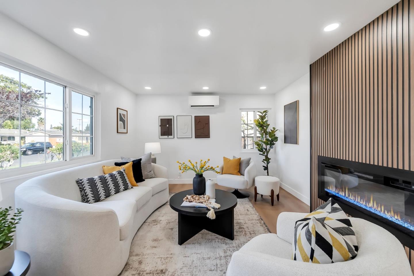 Detail Gallery Image 4 of 31 For 2542 Painted Rock Dr, Santa Clara,  CA 95051 - 3 Beds | 1 Baths