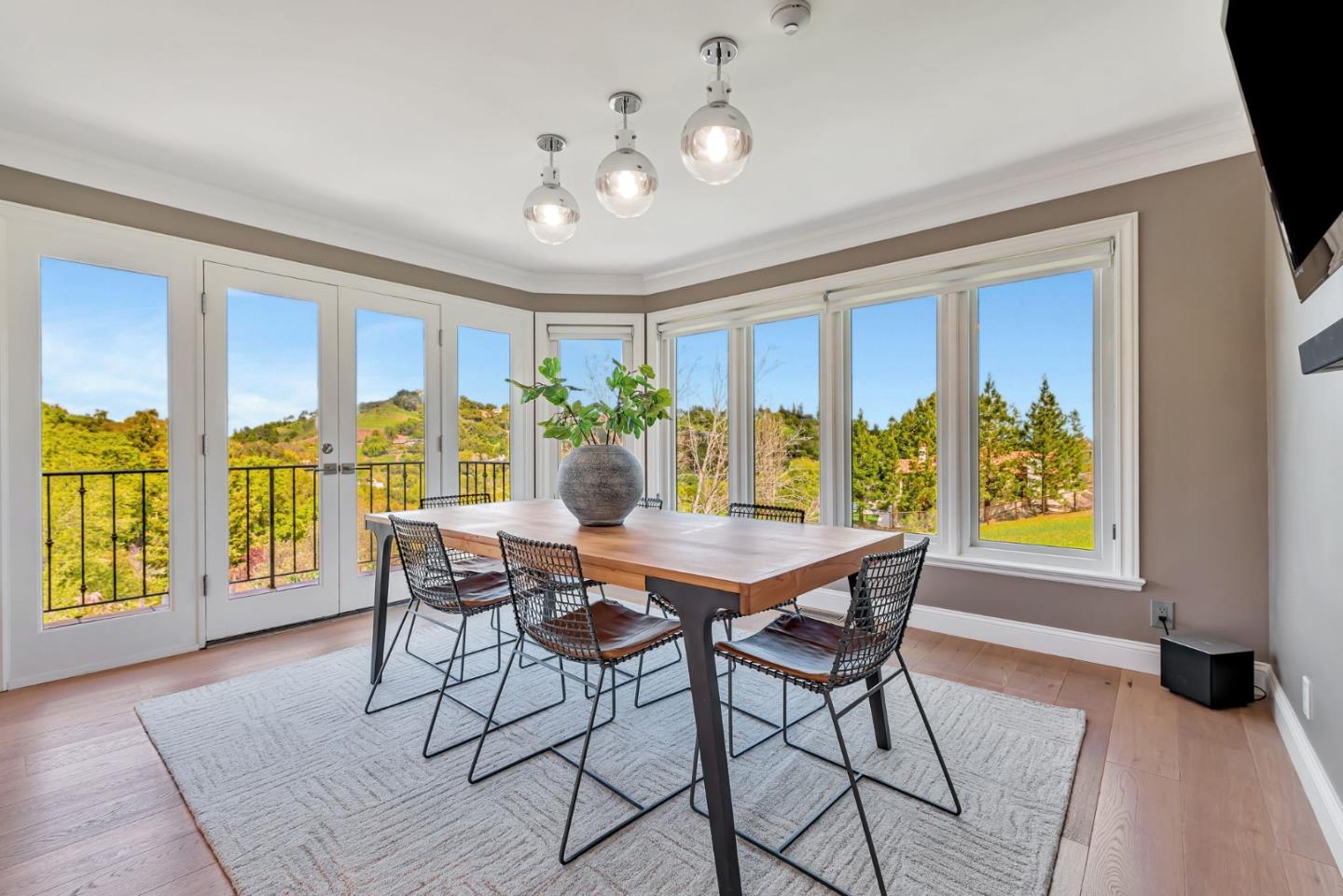 Detail Gallery Image 29 of 79 For 21771 Congress Hall Ln, Saratoga,  CA 95070 - 4 Beds | 3/2 Baths