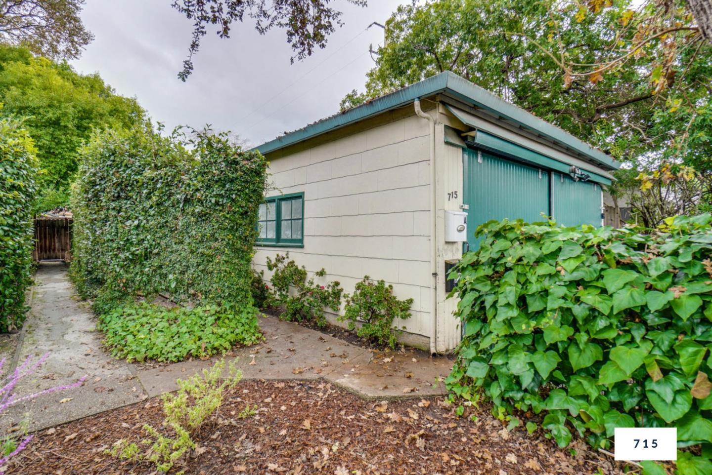 Detail Gallery Image 2 of 32 For 715 Roosevelt Ave, Redwood City,  CA 94061 - – Beds | – Baths