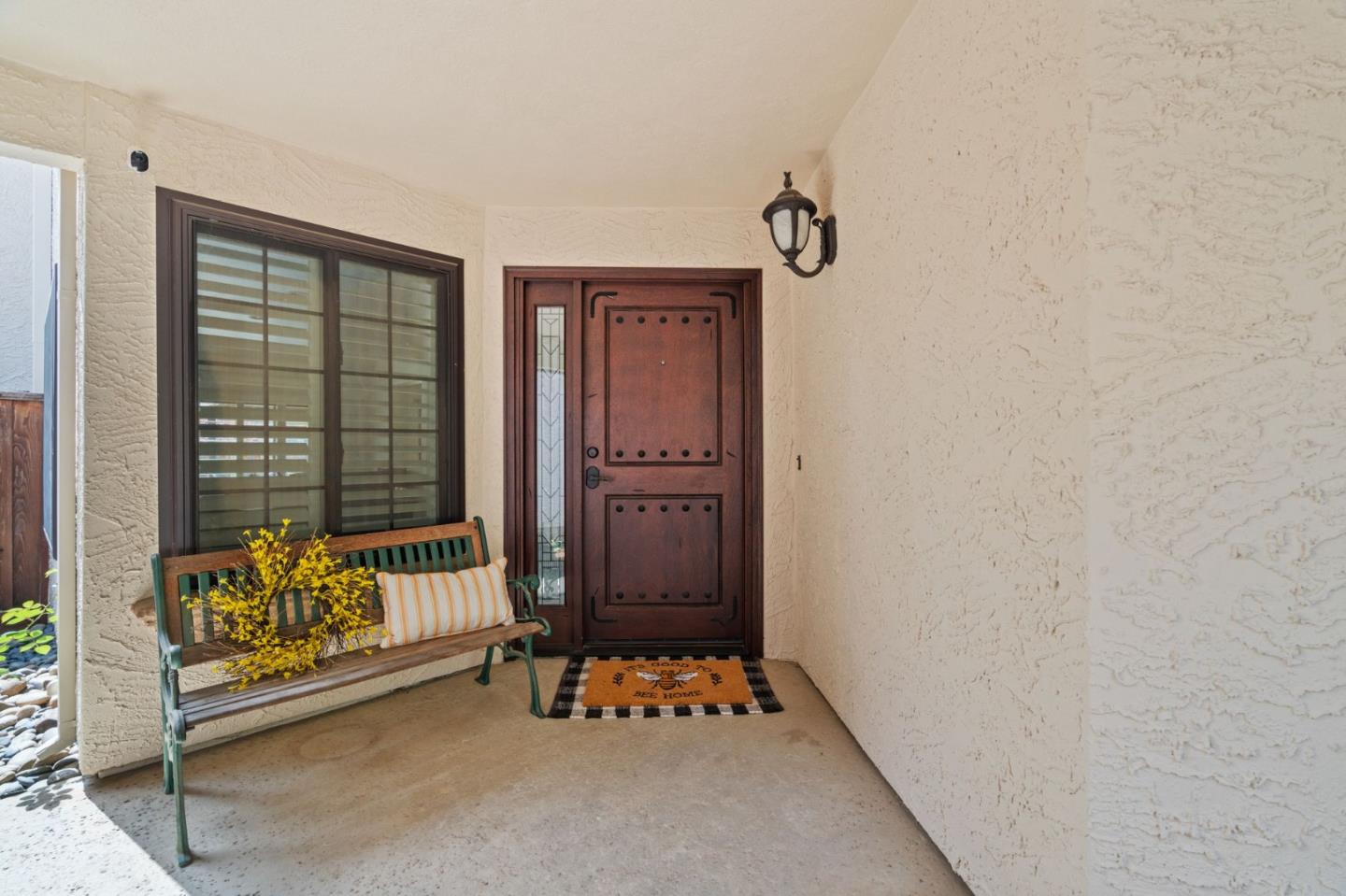 Detail Gallery Image 2 of 33 For 17525 Serene Dr, Morgan Hill,  CA 95037 - 3 Beds | 2/1 Baths