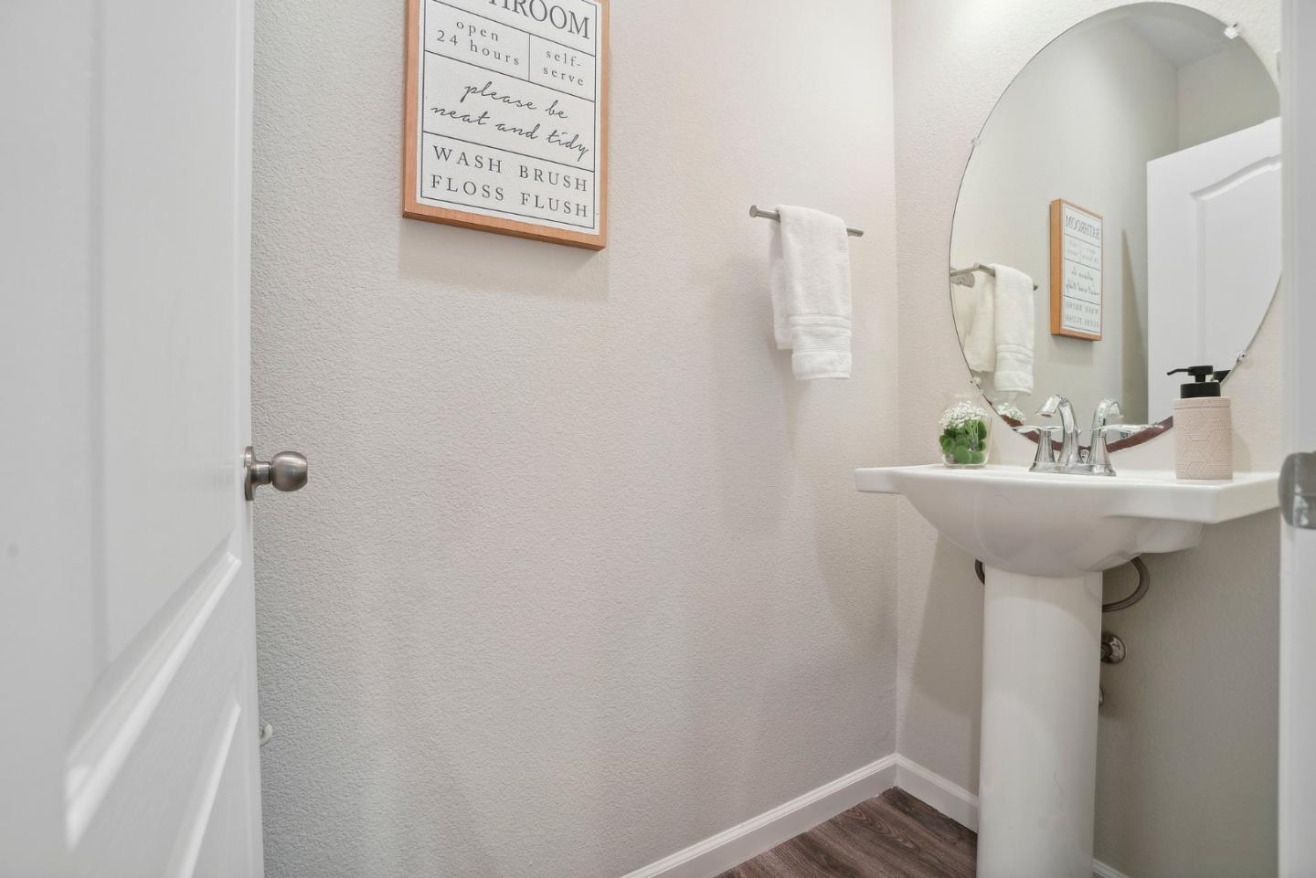 Detail Gallery Image 22 of 54 For 2736 Cannara Ln #4,  San Jose,  CA 95111 - 3 Beds | 3/1 Baths
