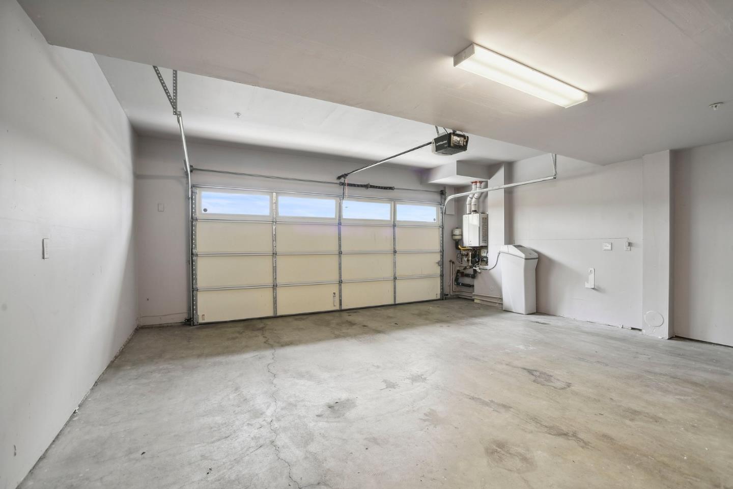 Detail Gallery Image 44 of 54 For 2736 Cannara Ln #4,  San Jose,  CA 95111 - 3 Beds | 3/1 Baths