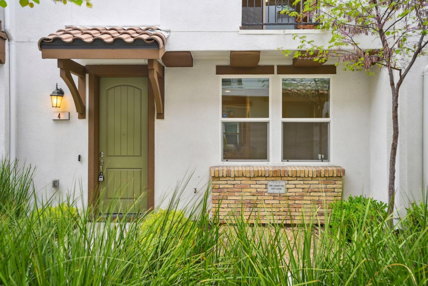 Detail Gallery Image 49 of 54 For 2736 Cannara Ln #4,  San Jose,  CA 95111 - 3 Beds | 3/1 Baths