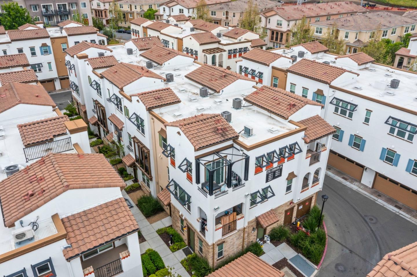 Detail Gallery Image 53 of 54 For 2736 Cannara Ln #4,  San Jose,  CA 95111 - 3 Beds | 3/1 Baths
