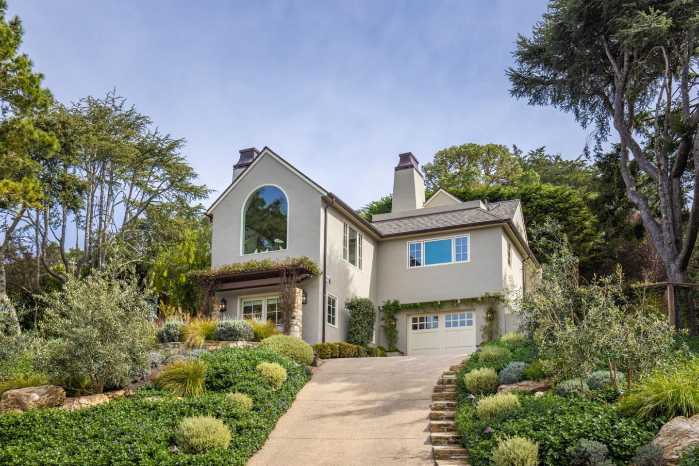 Detail Gallery Image 2 of 29 For 24429 Portola Ave, Carmel,  CA 93923 - 4 Beds | 3/1 Baths