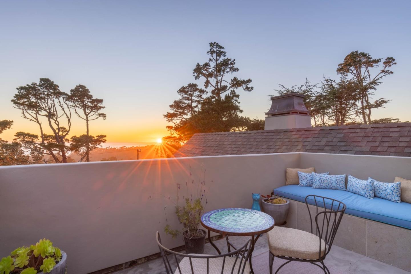 Detail Gallery Image 21 of 29 For 24429 Portola Ave, Carmel,  CA 93923 - 4 Beds | 3/1 Baths
