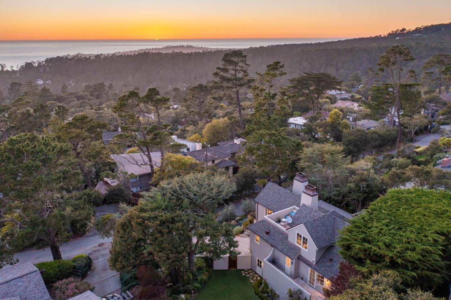 Detail Gallery Image 28 of 29 For 24429 Portola Ave, Carmel,  CA 93923 - 4 Beds | 3/1 Baths