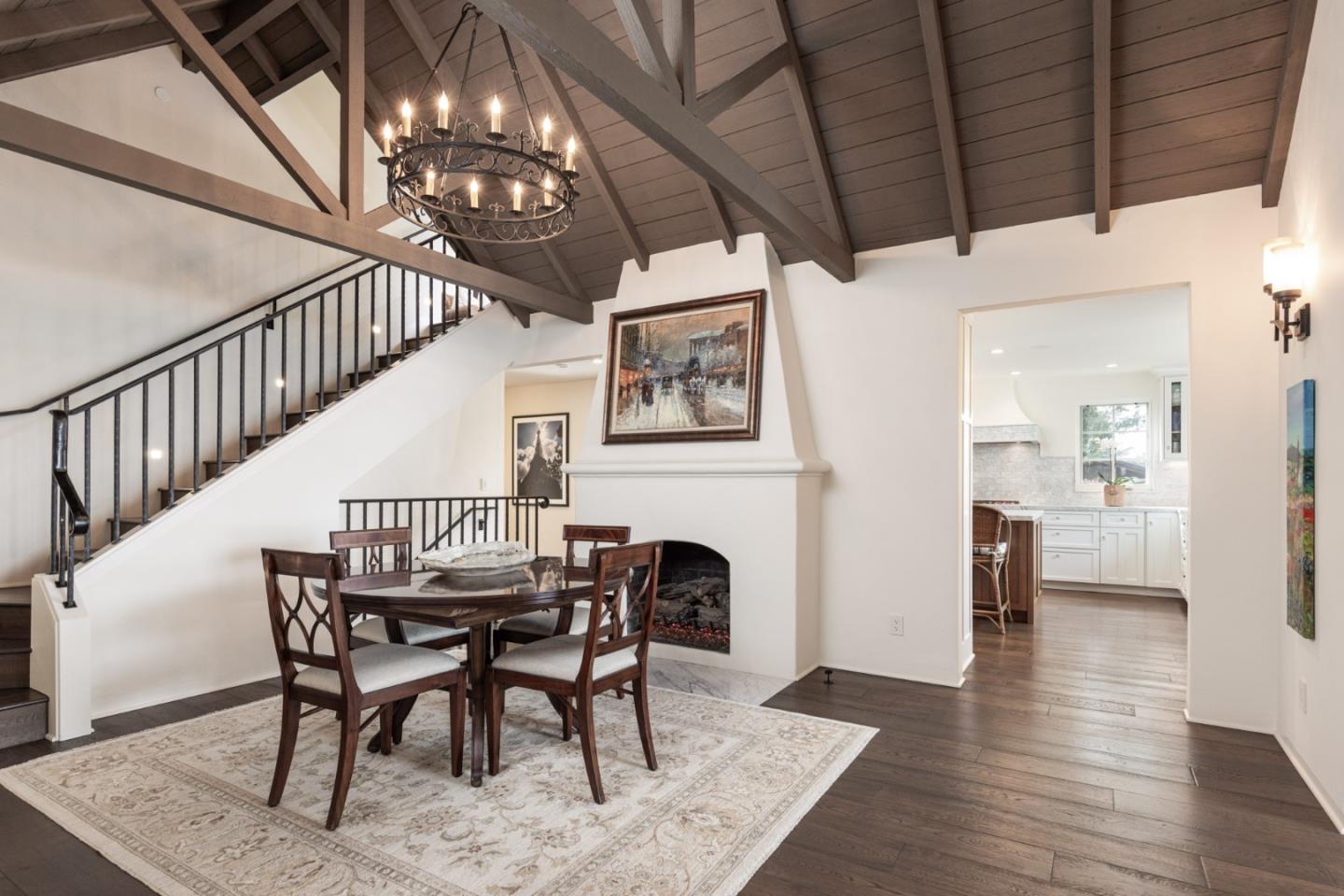 Detail Gallery Image 3 of 29 For 24429 Portola Ave, Carmel,  CA 93923 - 4 Beds | 3/1 Baths