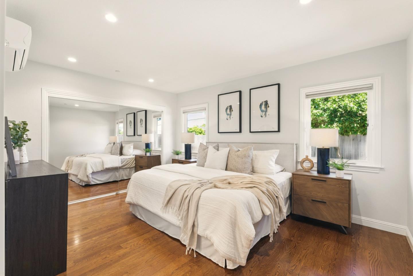 Detail Gallery Image 20 of 69 For 945 Lantana Dr, Sunnyvale,  CA 94086 - 5 Beds | 4 Baths