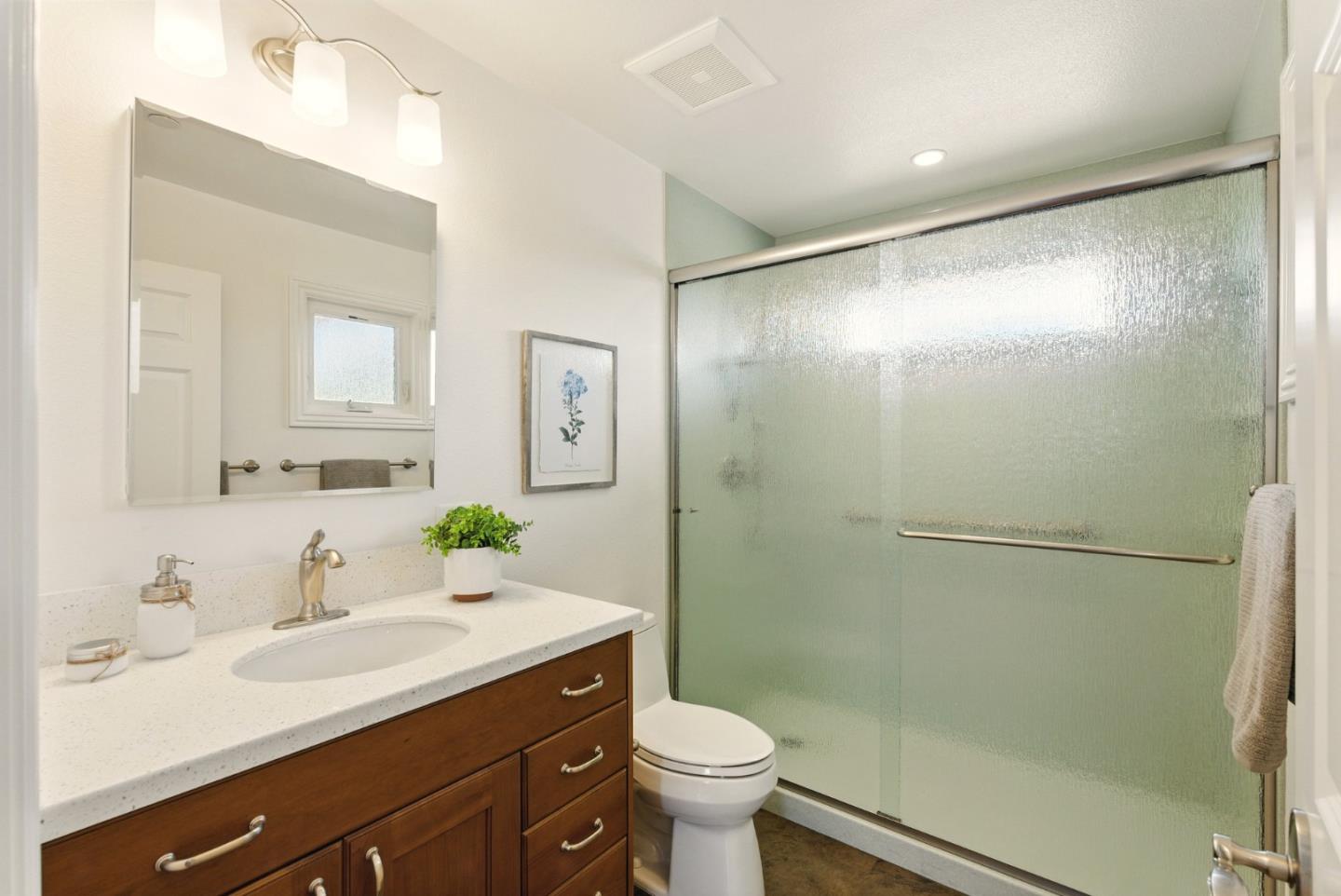 Detail Gallery Image 30 of 69 For 945 Lantana Dr, Sunnyvale,  CA 94086 - 5 Beds | 4 Baths