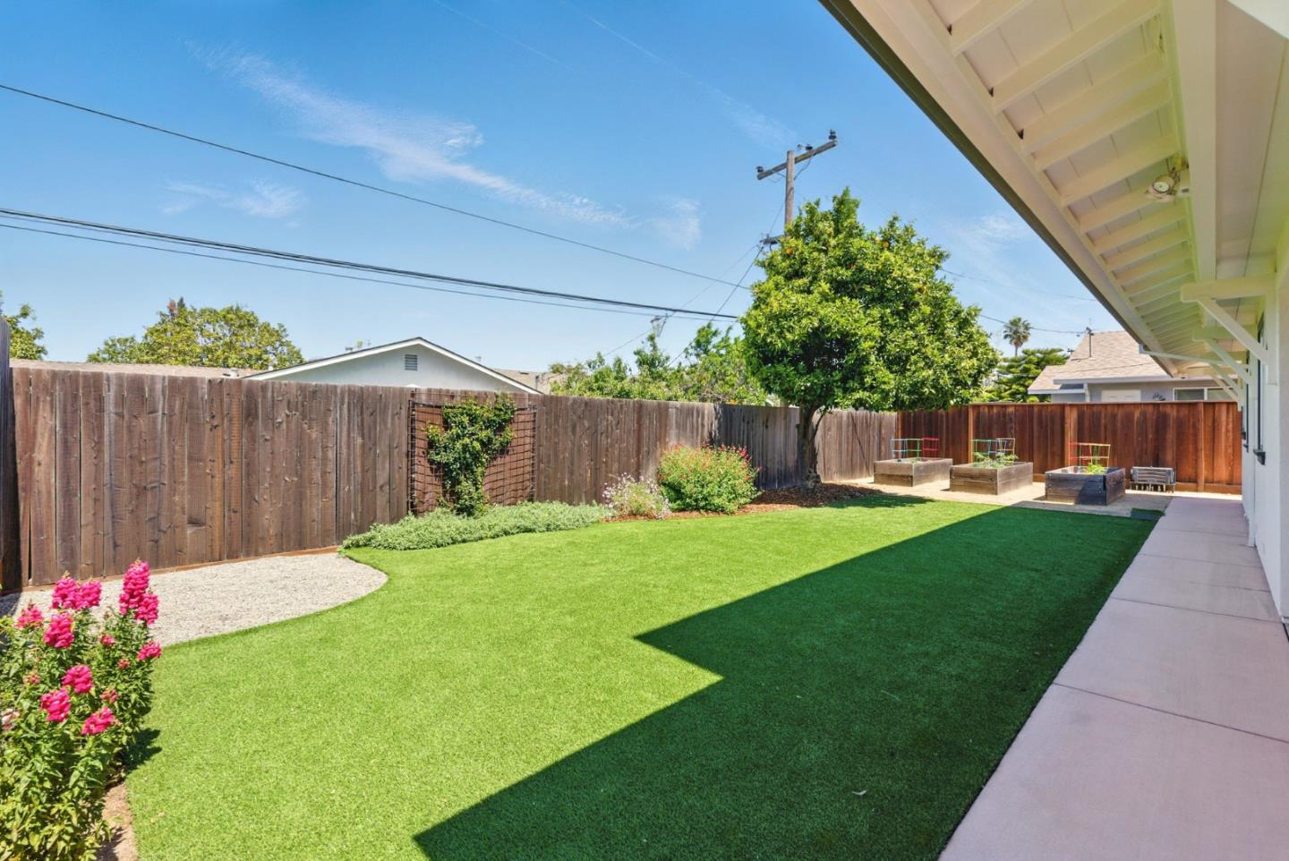 Detail Gallery Image 42 of 69 For 945 Lantana Dr, Sunnyvale,  CA 94086 - 5 Beds | 4 Baths