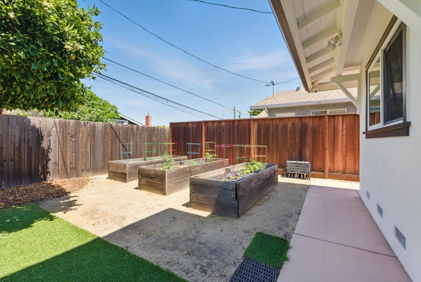Detail Gallery Image 46 of 69 For 945 Lantana Dr, Sunnyvale,  CA 94086 - 5 Beds | 4 Baths