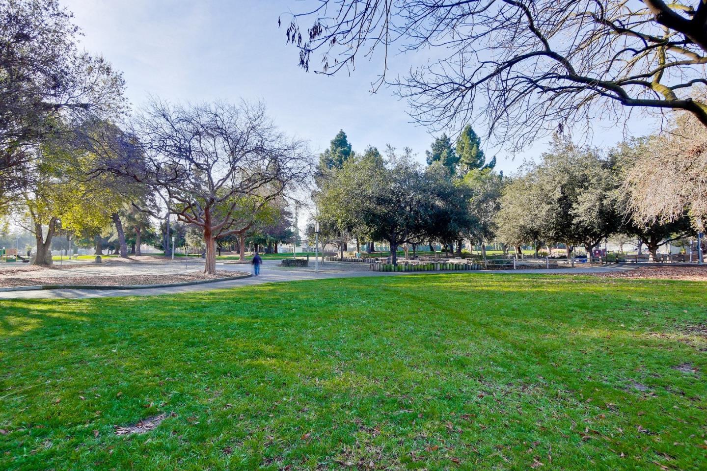 Detail Gallery Image 63 of 69 For 945 Lantana Dr, Sunnyvale,  CA 94086 - 5 Beds | 4 Baths