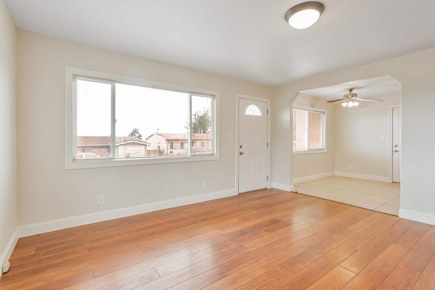 Detail Gallery Image 15 of 37 For 1762 Luzern St, Seaside,  CA 93955 - 3 Beds | 2 Baths
