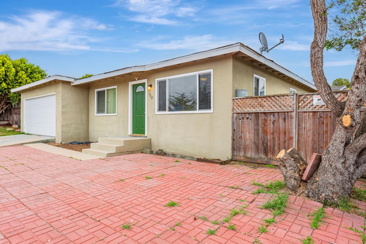 Detail Gallery Image 4 of 37 For 1762 Luzern St, Seaside,  CA 93955 - 3 Beds | 2 Baths