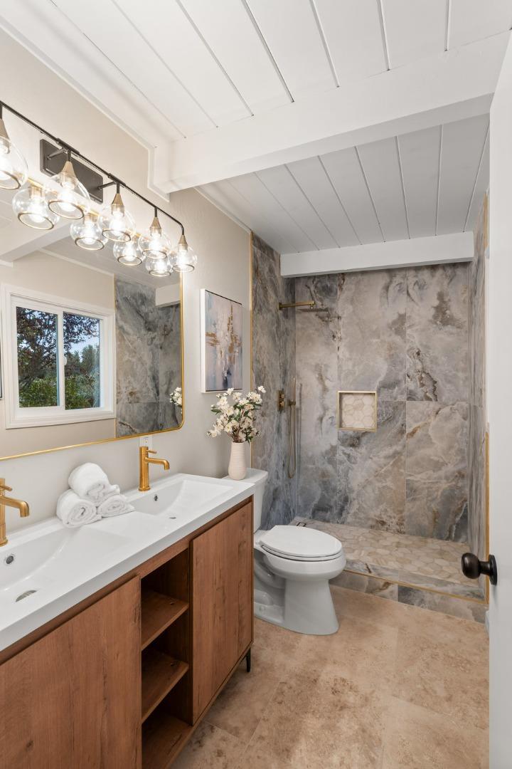 Detail Gallery Image 28 of 50 For 3902 Laguna, Palo Alto,  CA 94306 - 3 Beds | 2 Baths