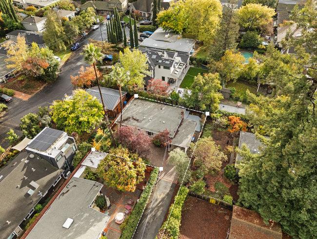 Detail Gallery Image 45 of 50 For 3902 Laguna, Palo Alto,  CA 94306 - 3 Beds | 2 Baths