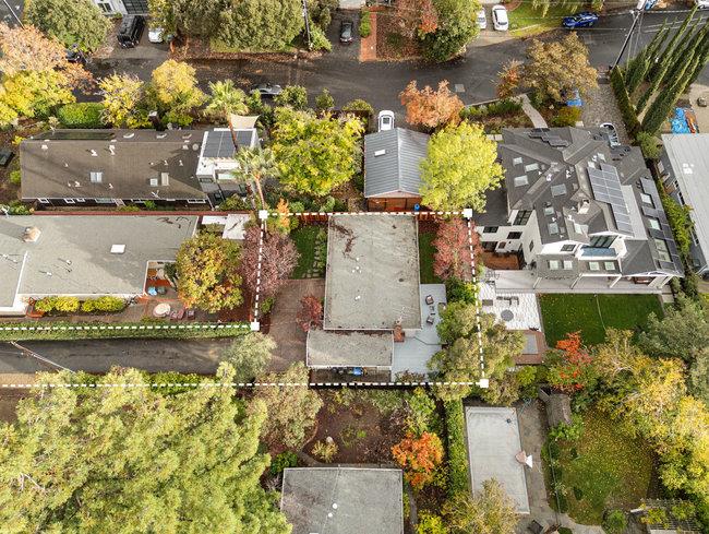 Detail Gallery Image 49 of 50 For 3902 Laguna, Palo Alto,  CA 94306 - 3 Beds | 2 Baths