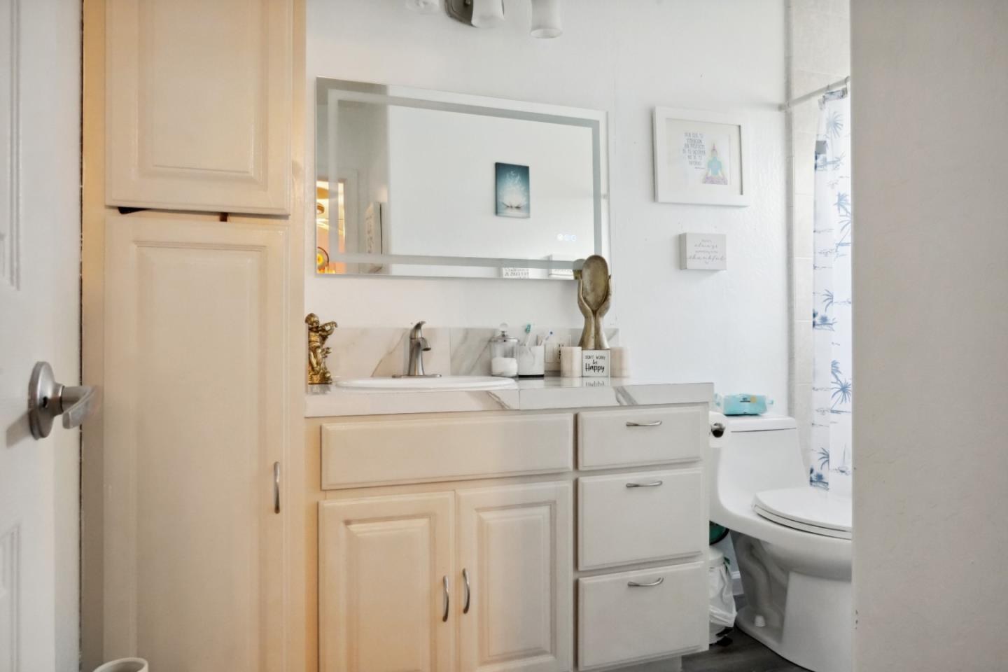 Detail Gallery Image 26 of 44 For 12 Eastern Dr, Watsonville,  CA 95076 - 4 Beds | 3 Baths