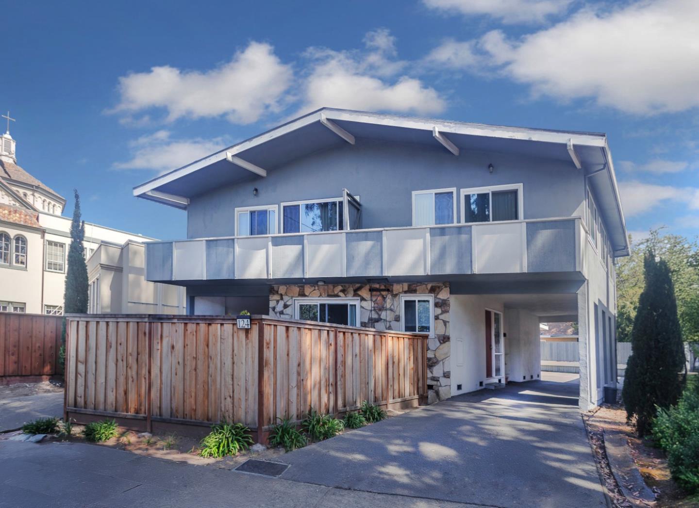 Detail Gallery Image 2 of 12 For 124 El Camino Real, Burlingame,  CA 94010 - – Beds | – Baths