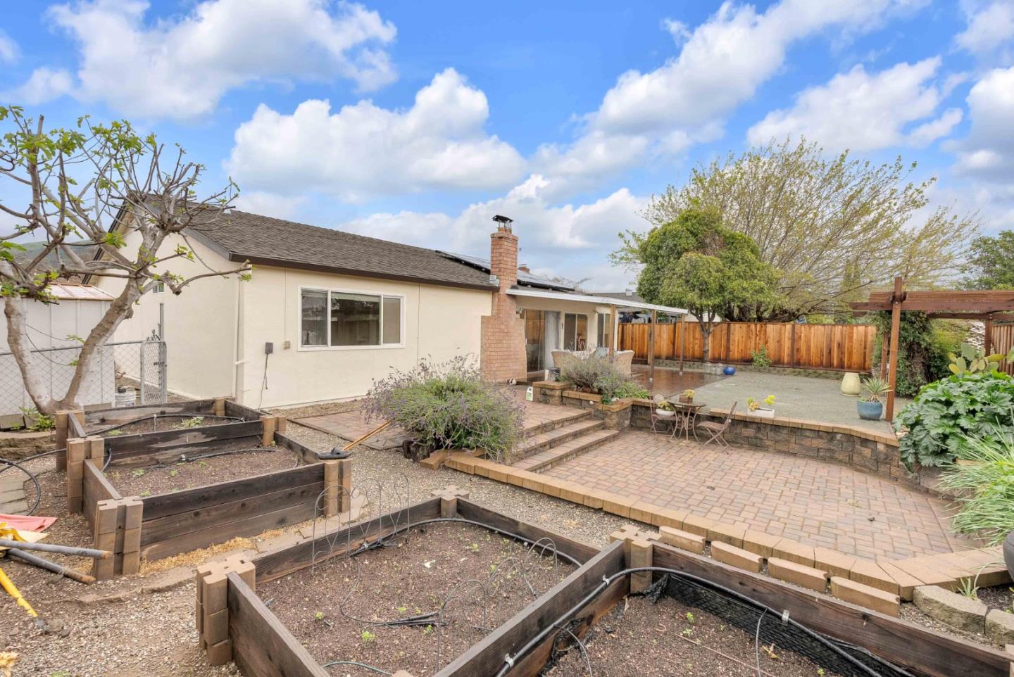 Detail Gallery Image 22 of 29 For 415 Fenton, San Jose,  CA 95127 - 3 Beds | 2 Baths